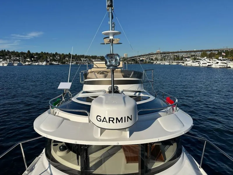 Slide: The Image of Ranger Tug R-29 CB 2025 - 5716043