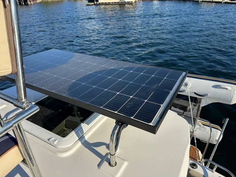 Slide: The Image of Ranger Tug R-29 CB 2025 - 5716051