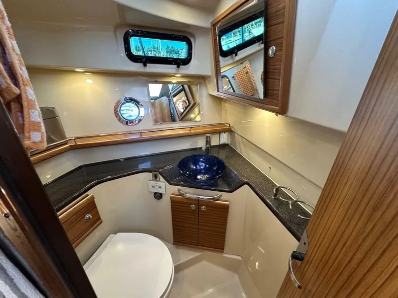 Slide: The Image of Ranger Tug R-29 CB 2025 - 5716069