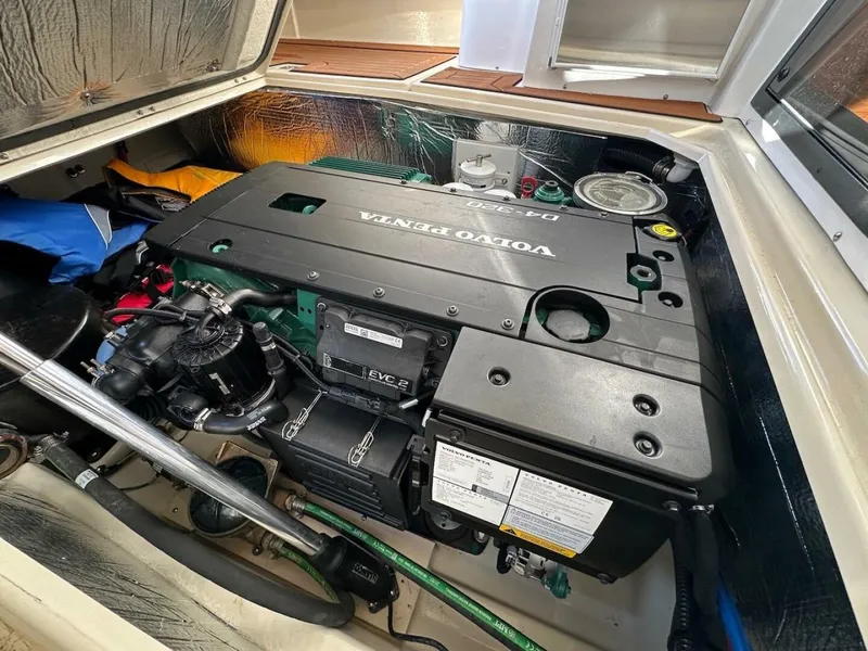 Slide: The Image of Ranger Tug R-29 CB 2025 - 5716070