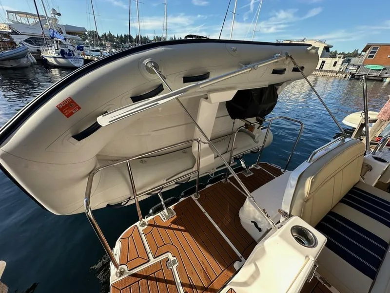 Slide: The Image of Ranger Tug R-29 CB 2025 - 5716037