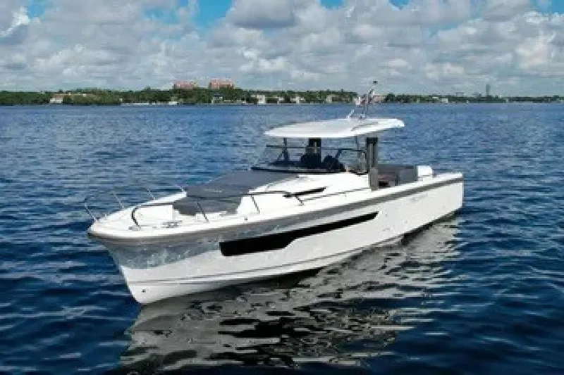 The Image of Nimbus T11 2022 - 5716073