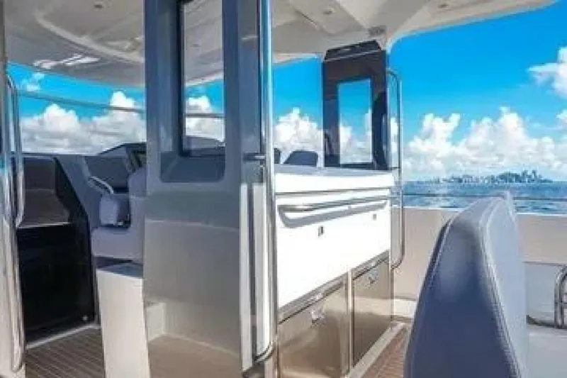 Slide: The Image of Nimbus T11 2022 - 5716082