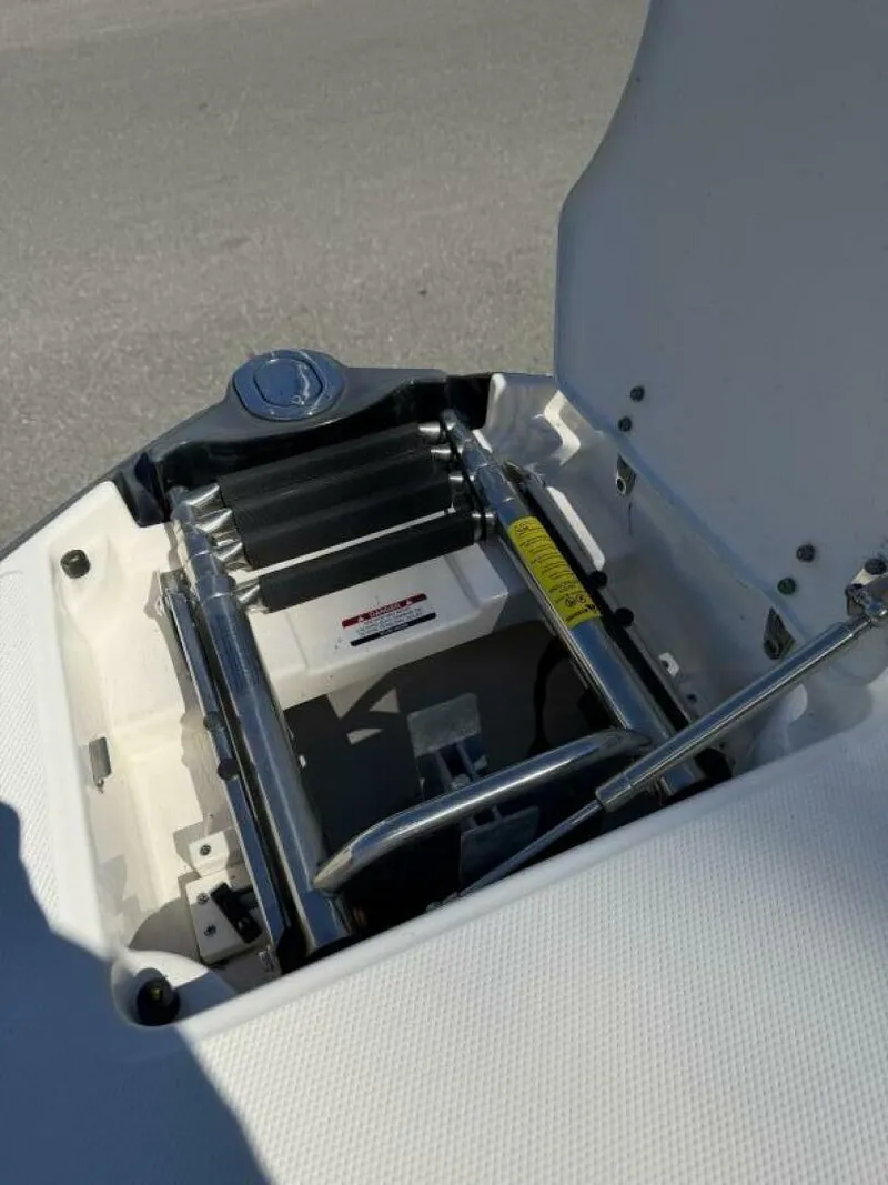 Slide: The Image of Chaparral 284 Sunesta 2013 - 5716535