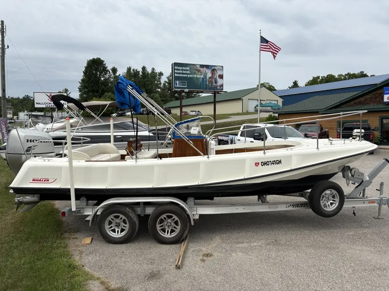Slide: The Image of Boston Whaler 21 Outrage Rib Side 1972 - 7218201