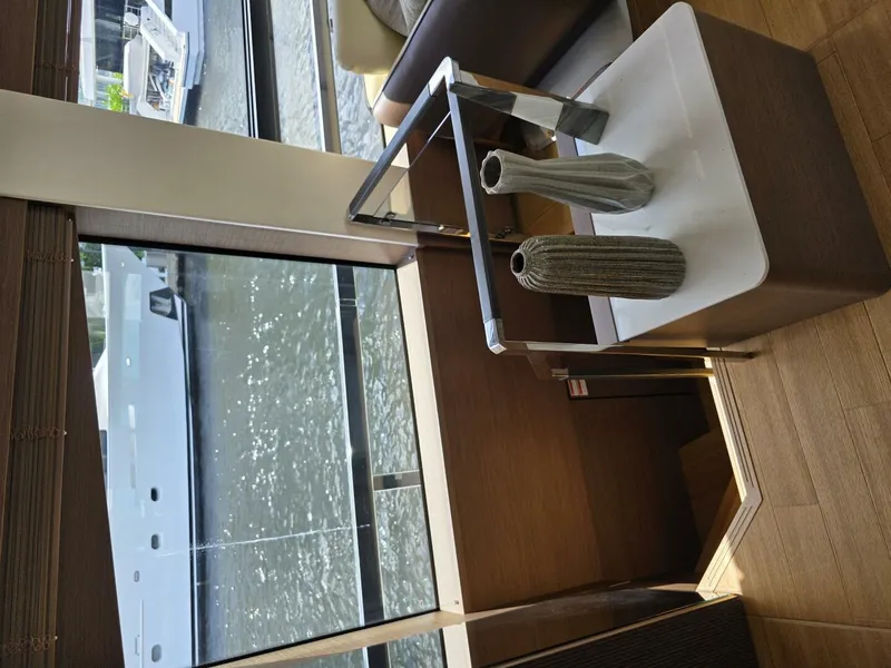 Slide: The Image of Prestige X70 2022 - 5831876