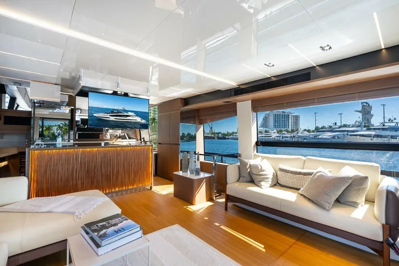 Slide: The Image of Prestige X70 2022 - 5831895