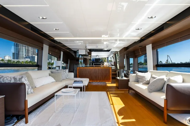 Slide: The Image of Prestige X70 2022 - 5831899