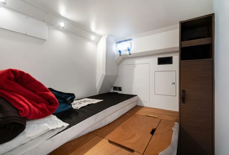 Slide: The Image of Prestige X70 2022 - 5831927