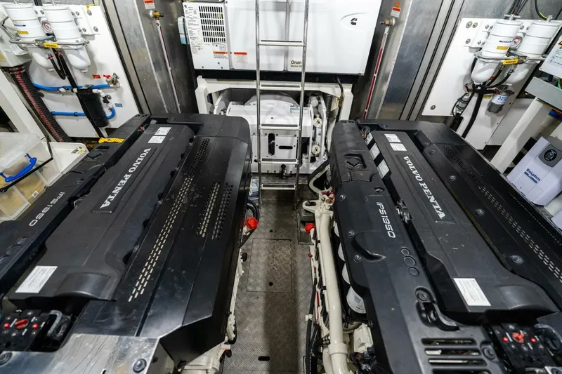 Slide: The Image of Prestige X70 2022 - 5831930