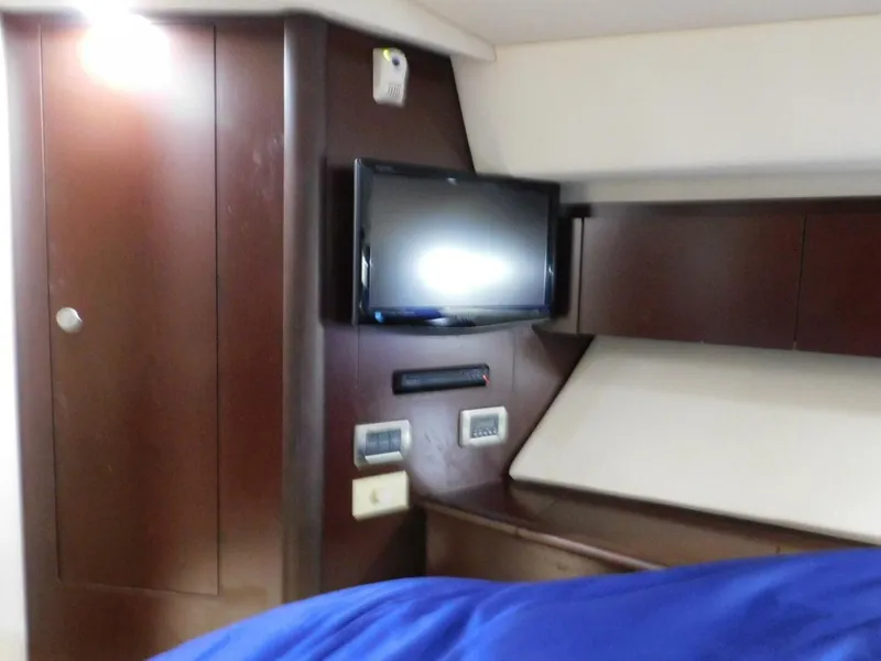 Slide: The Image of Sea Ray 44 Sedan Bridge 2008 - 5719395