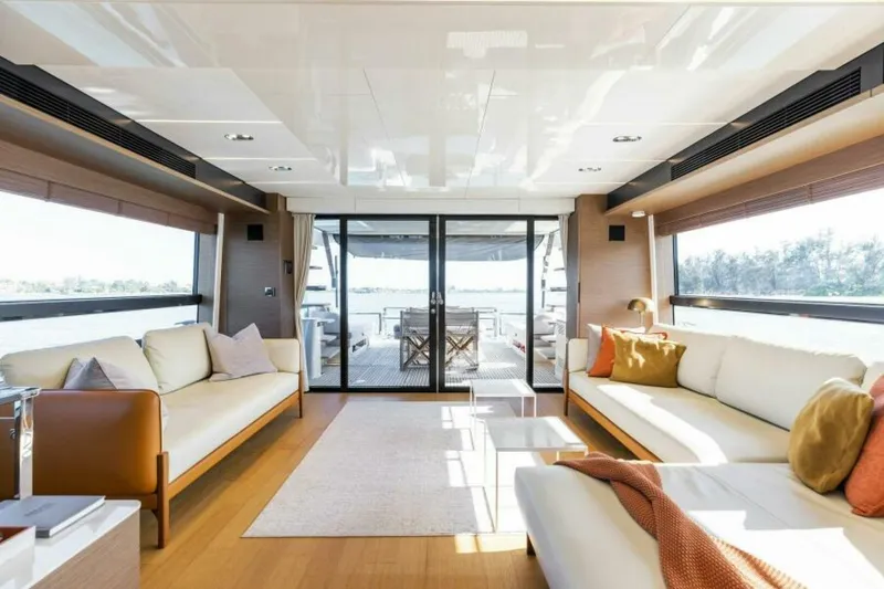 Slide: The Image of 2021 X70 Prestige - Infinity - Salon - 5716974