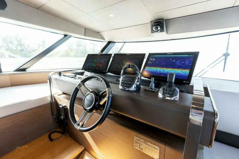 Slide: The Image of 2021 X70 Prestige - Infinity - Helm - 5716983