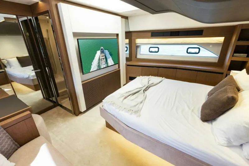 Slide: The Image of 2021 X70 Prestige - Infinity - Master Stateroom - 5716988