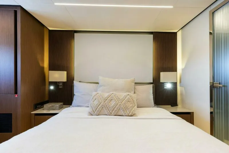 Slide: The Image of 2021 X70 Prestige - Infinity - VIP Stateroom - 5717002