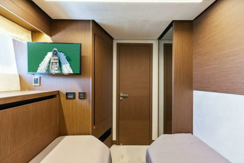 Slide: The Image of 2021 X70 Prestige - Infinity - Guest Stateroom - 5717011