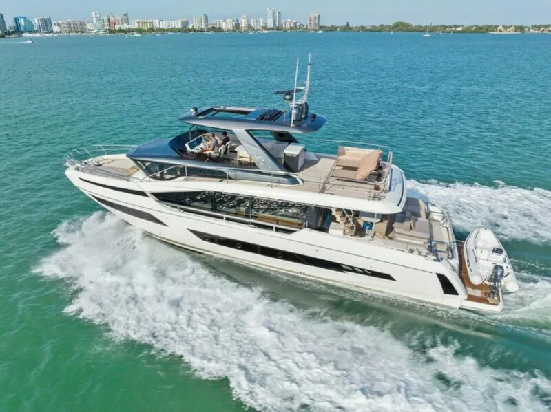 Slide: The Image of 2021 X70 Prestige - Infinity -  - 5717060