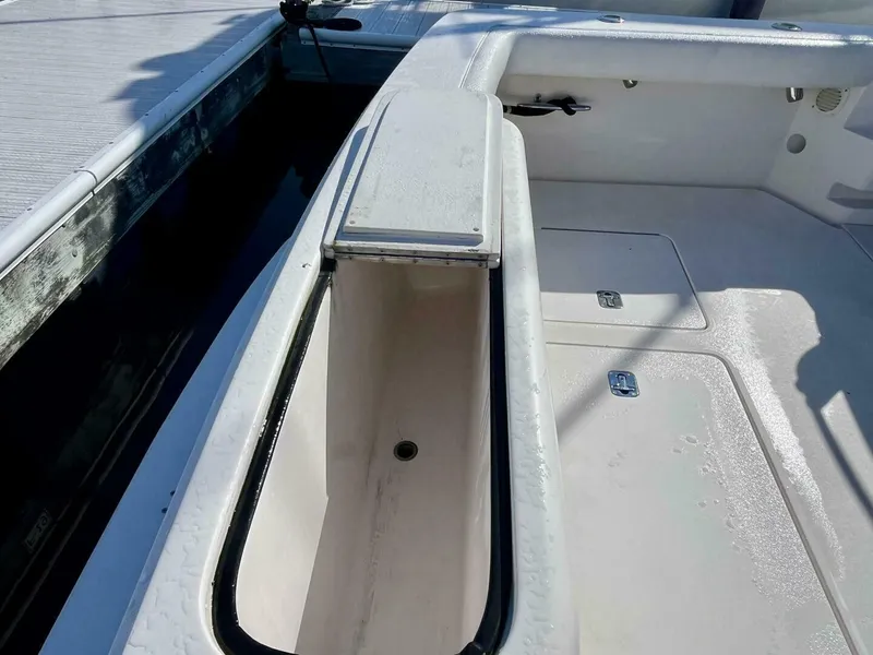 Slide: The Image of Bertram 390 Convertable 2006 - 5770601