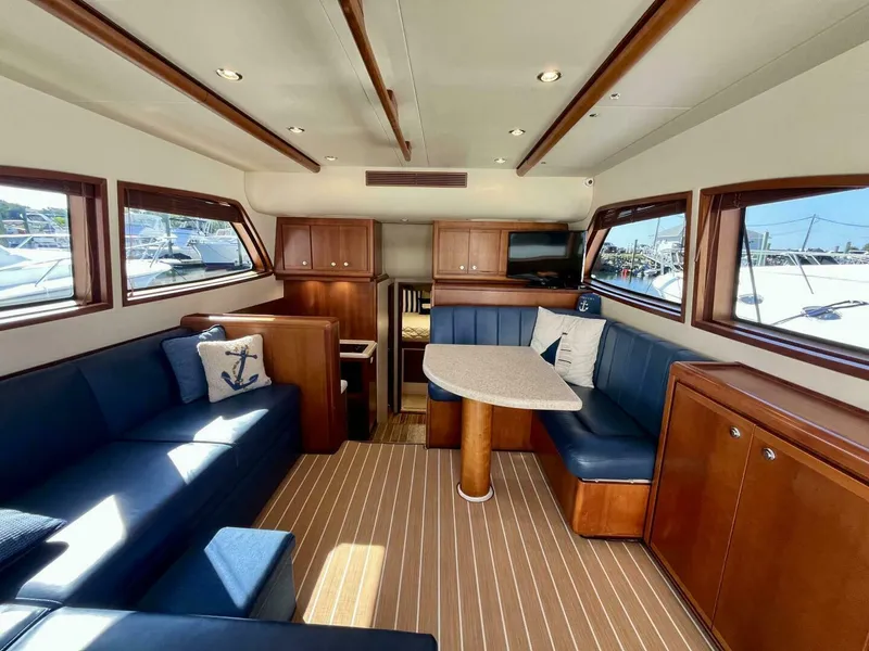 Slide: The Image of Bertram 390 Convertable 2006 - 5770584