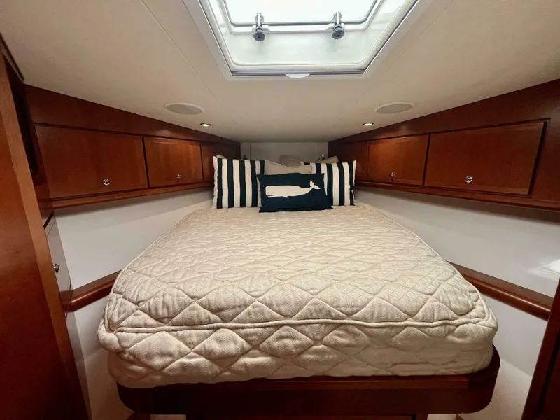 Slide: The Image of Bertram 390 Convertable 2006 - 5770612