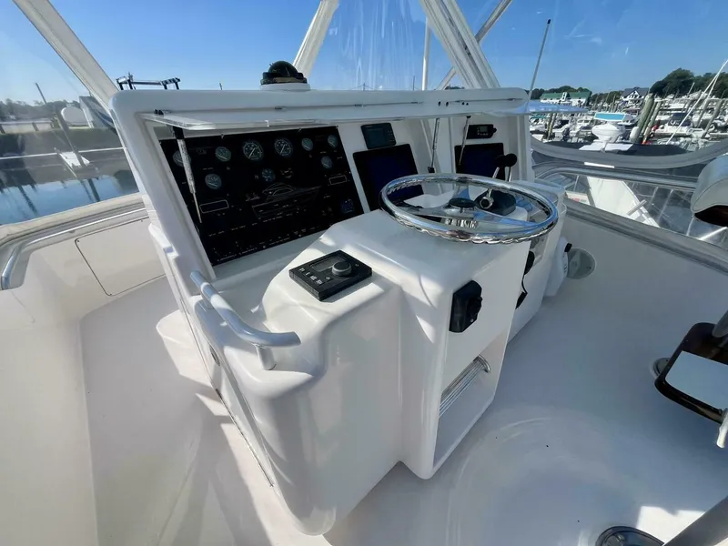 Slide: The Image of Bertram 390 Convertable 2006 - 5770659