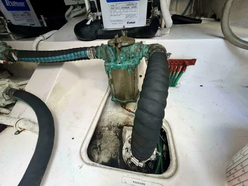 Slide: The Image of Bertram 390 Convertable 2006 - 5770669