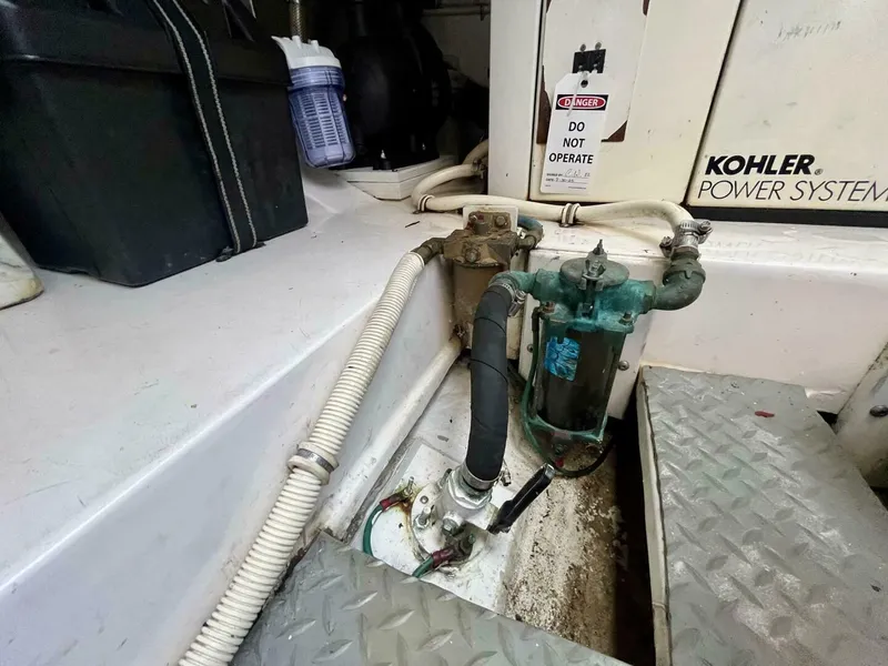 Slide: The Image of Bertram 390 Convertable 2006 - 5770672