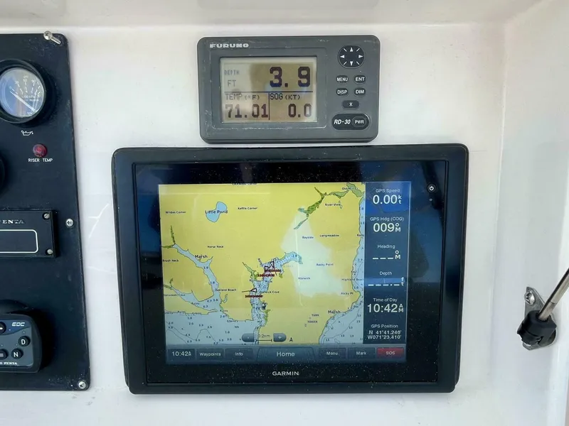 Slide: The Image of Bertram 390 Convertable 2006 - 5770679