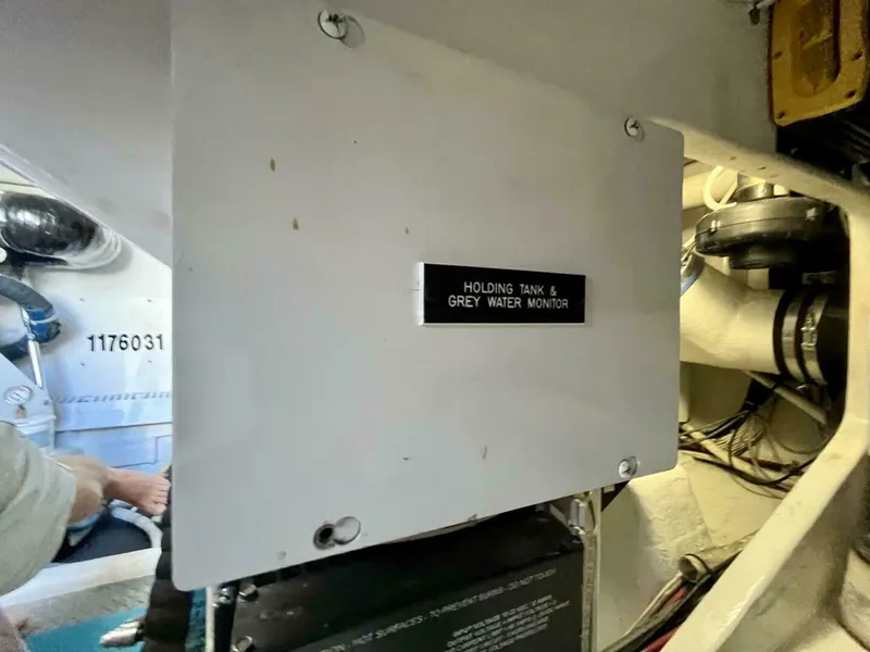 Slide: The Image of Bertram 390 Convertable 2006 - 5770690