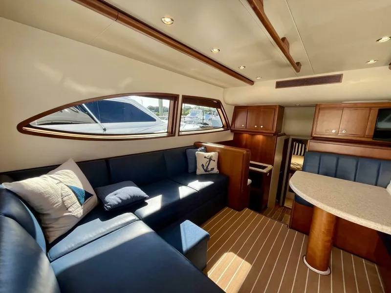 Slide: The Image of Bertram 390 Convertable 2006 - 5770696