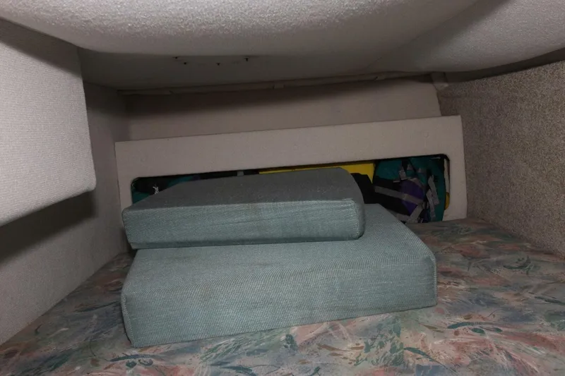 Slide: The Image of Rinker Fiesta Vee 265 1995 - 5718177