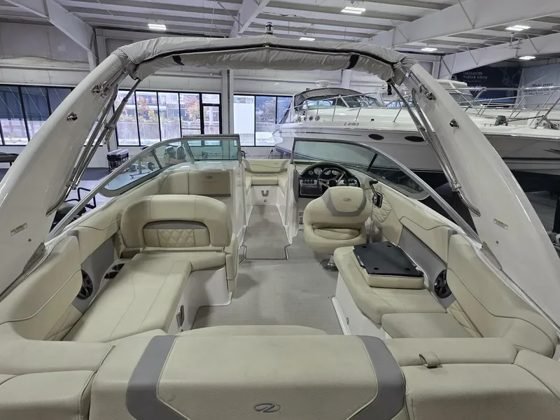 Slide: The Image of Regal 22 Fasdeck 2021 - 5718233