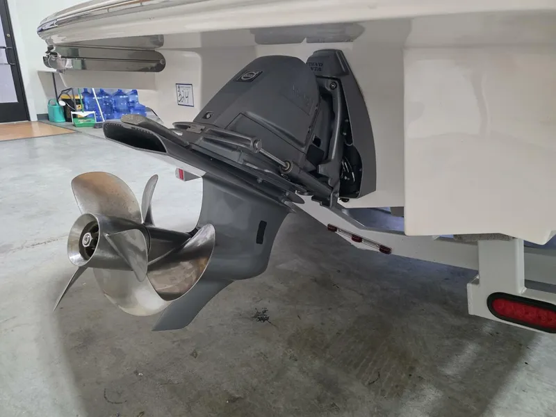 Slide: The Image of Regal 22 Fasdeck 2021 - 5718238