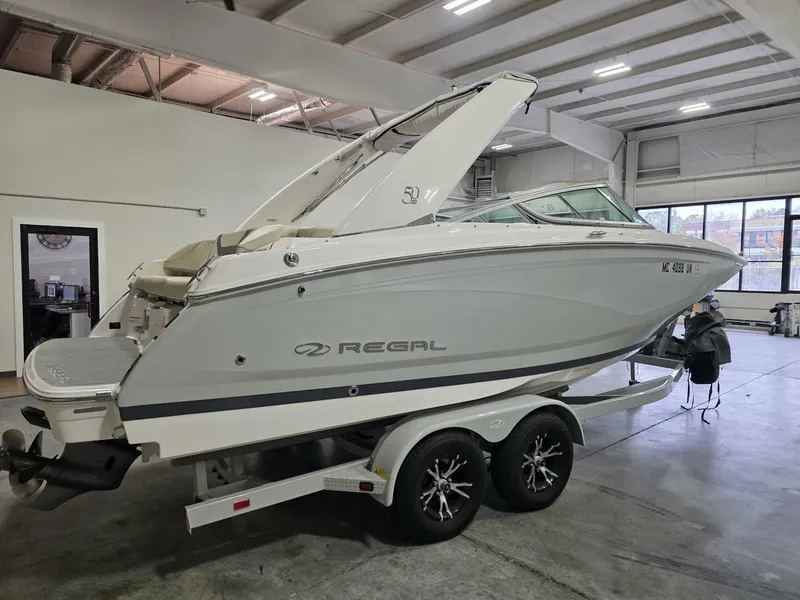 Slide: The Image of Regal 22 Fasdeck 2021 - 5718239
