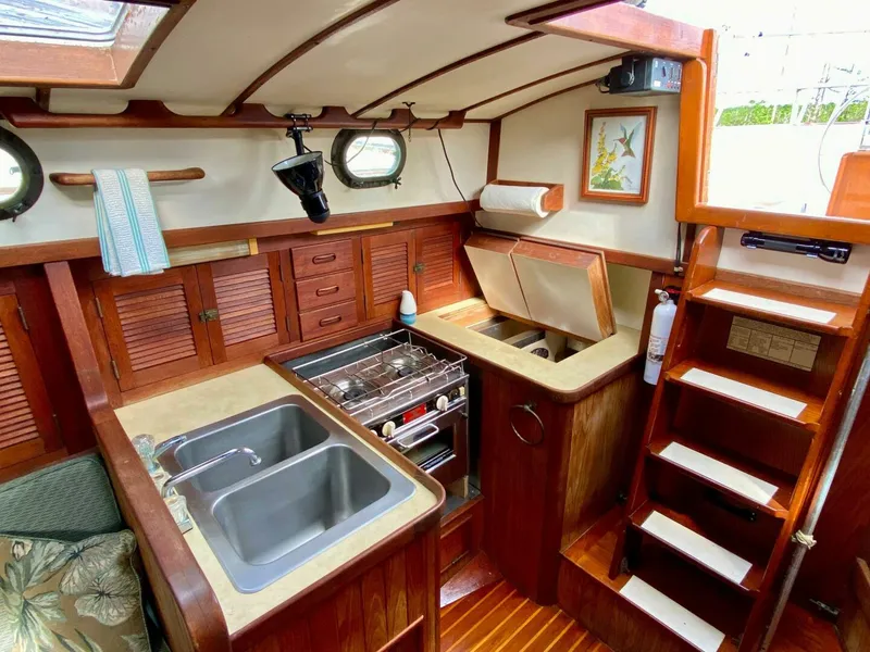 Slide: The Image of Liberty 38 1983 - 5718605