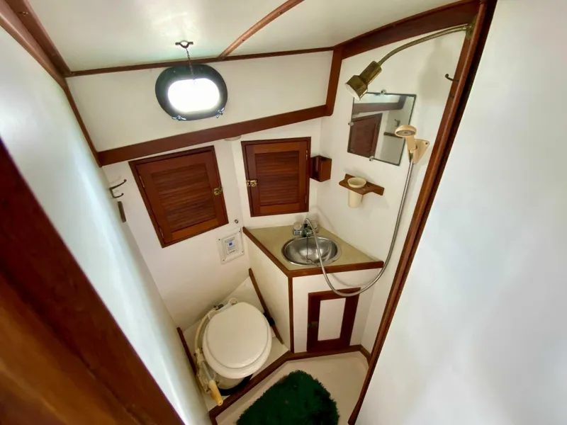 Slide: The Image of Liberty 38 1983 - 5718603