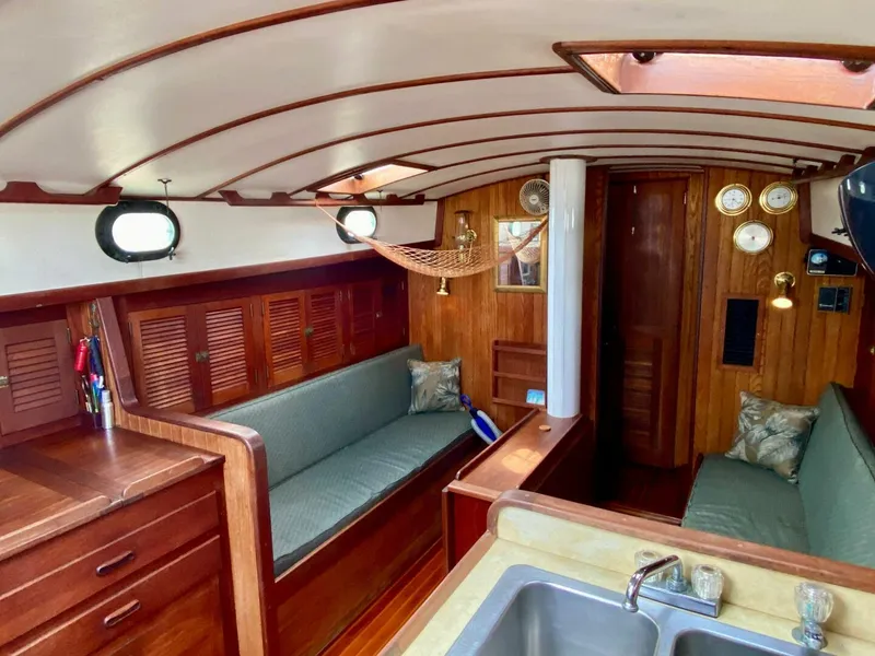 Slide: The Image of Liberty 38 1983 - 5718608