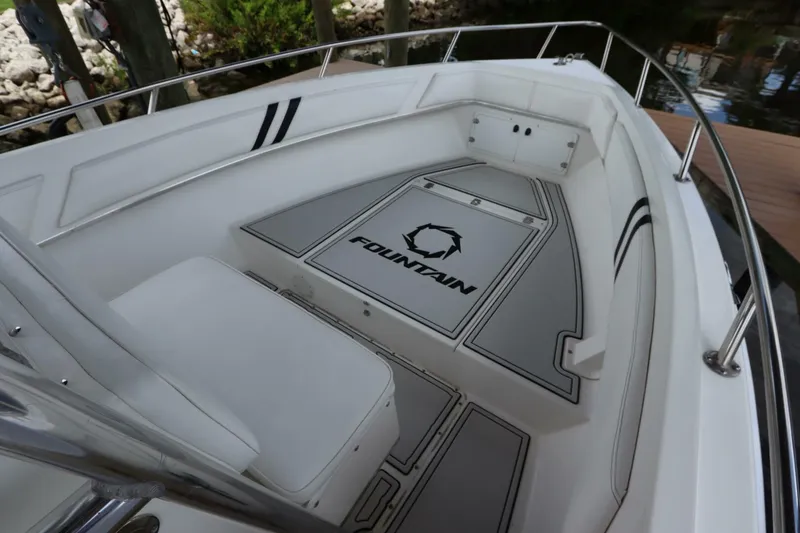 Slide: The Image of Fountain 25 CC 2001 - 5718862