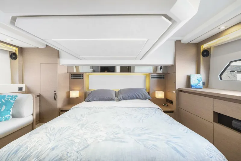 Slide: The Image of Prestige 46 2018 - 5718948