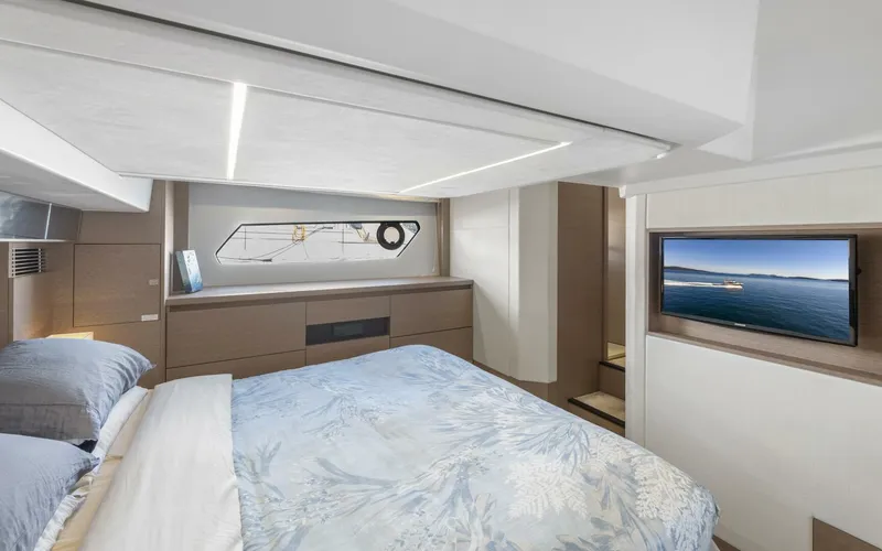 Slide: The Image of Prestige 46 2018 - 5718949