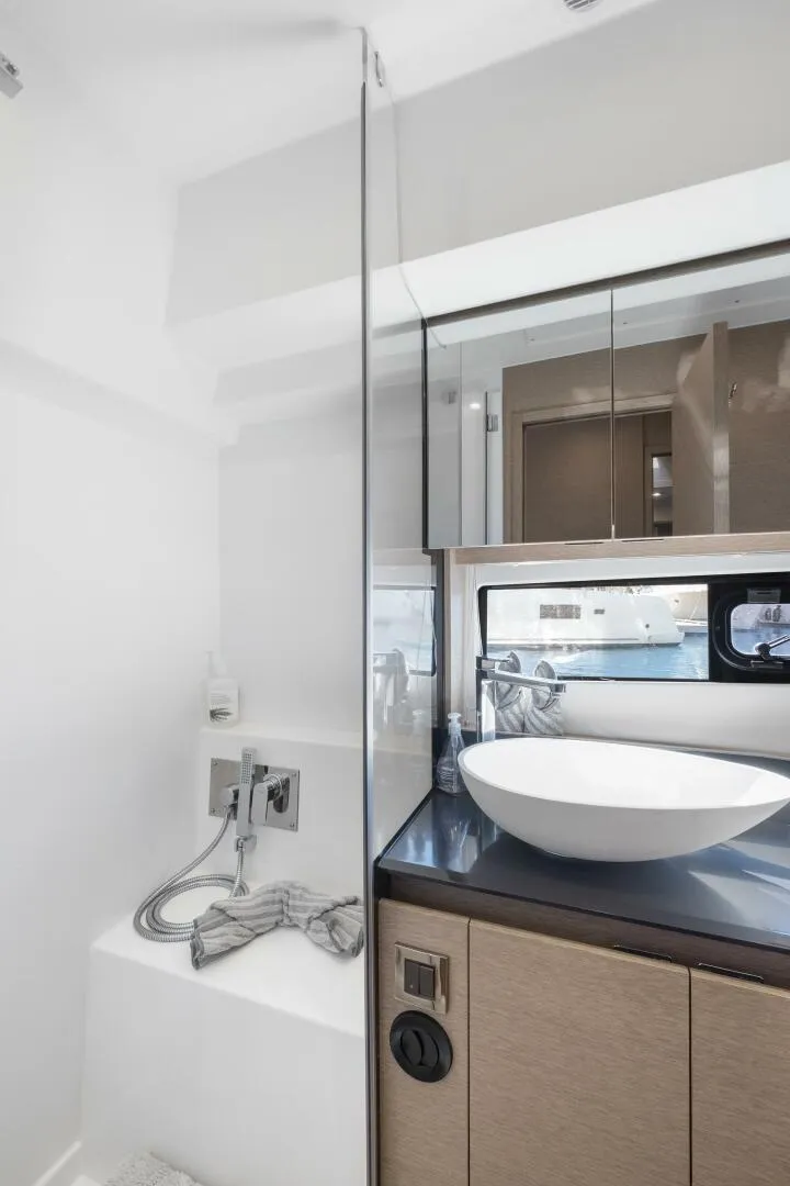 Slide: The Image of Prestige 46 2018 - 5718950