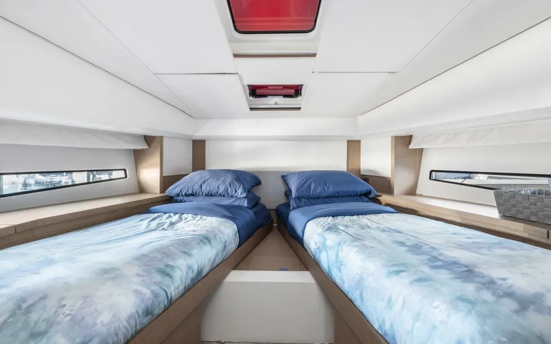 Slide: The Image of Prestige 46 2018 - 5718952