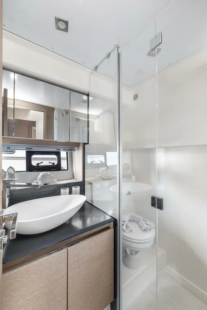 Slide: The Image of Prestige 46 2018 - 5718954