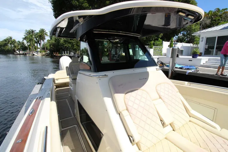 Slide: The Image of Chris-Craft Catalina 34 2020 - 5719363