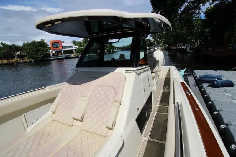 Slide: The Image of Chris-Craft Catalina 34 2020 - 5719364