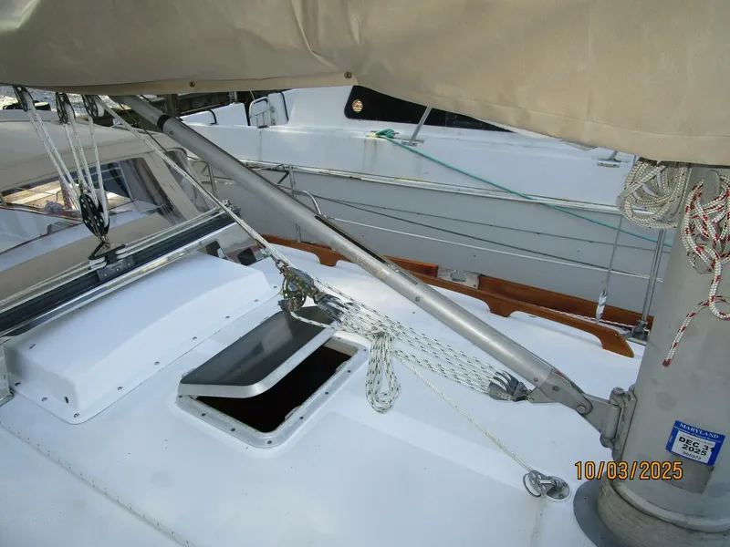 Slide: The Image of 35' Bristol boom vang2 - 5720697