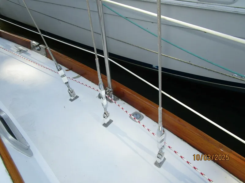 Slide: The Image of 35' Bristol standing rigging2 - 5720745