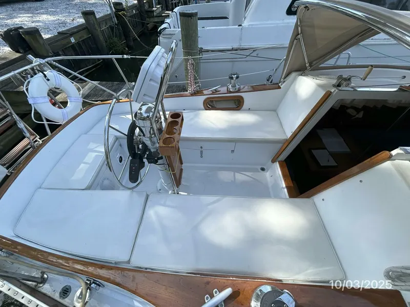 Slide: The Image of 35' Bristol cockpit port - 5720705