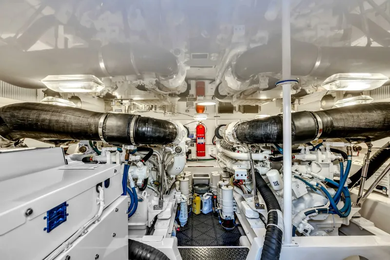 Slide: The Image of Viking 50 Convertible 2010 - 5774003