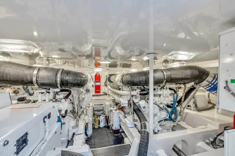 Slide: The Image of Viking 50 Convertible 2010 - 5774005